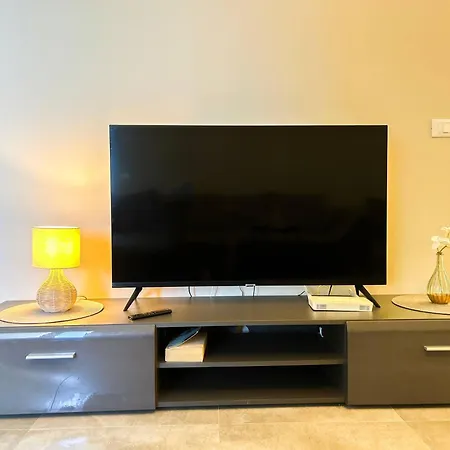 Ocean Nest Escape C77 * Durrës
